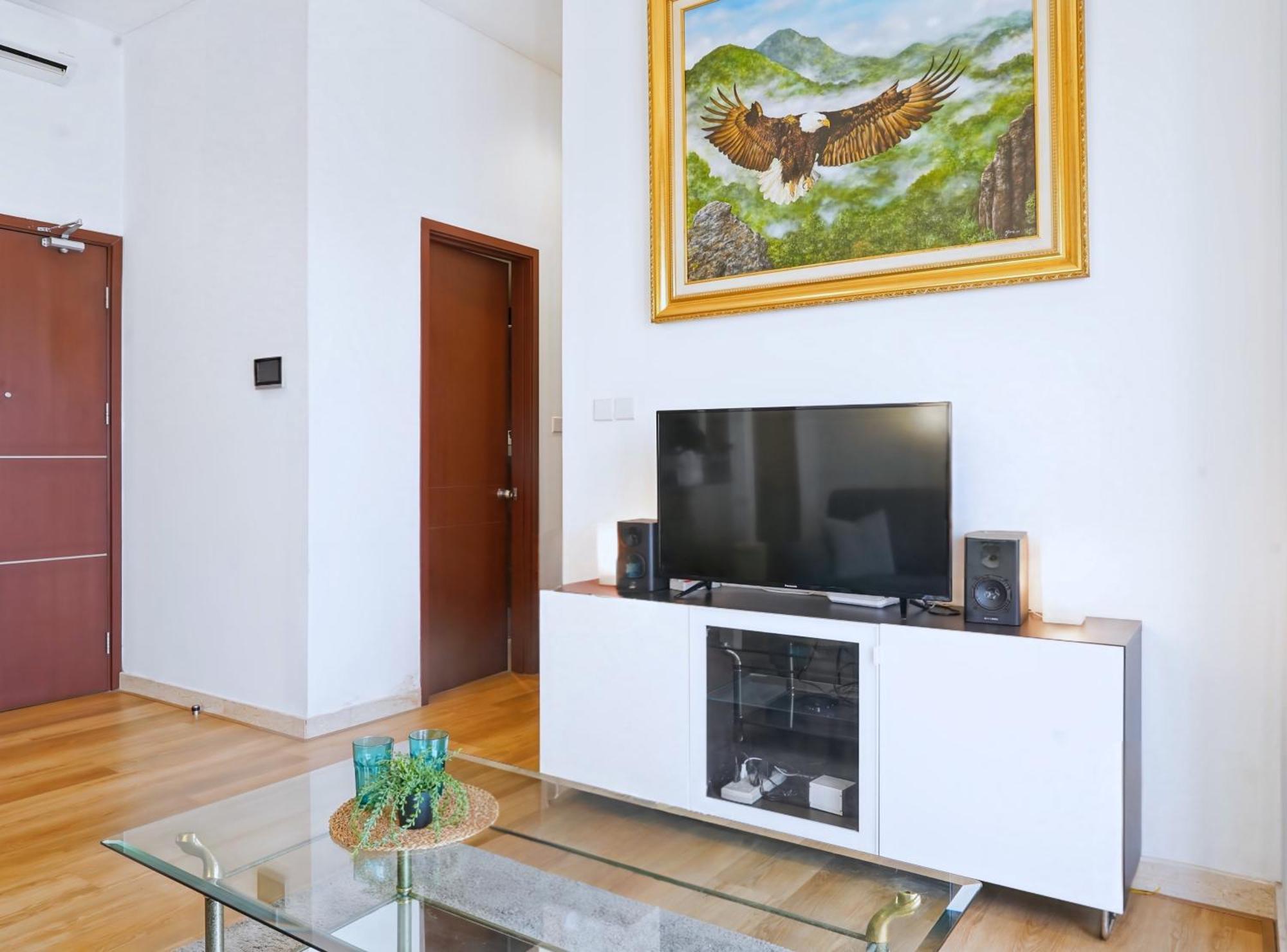 2Br Lucky Tower Residence Jakarta Old Town Top Floor Condo Exterior foto